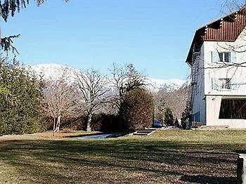 **  Hotel Logis La Cremaillere Saint-Bonnet-en-Champsaur France